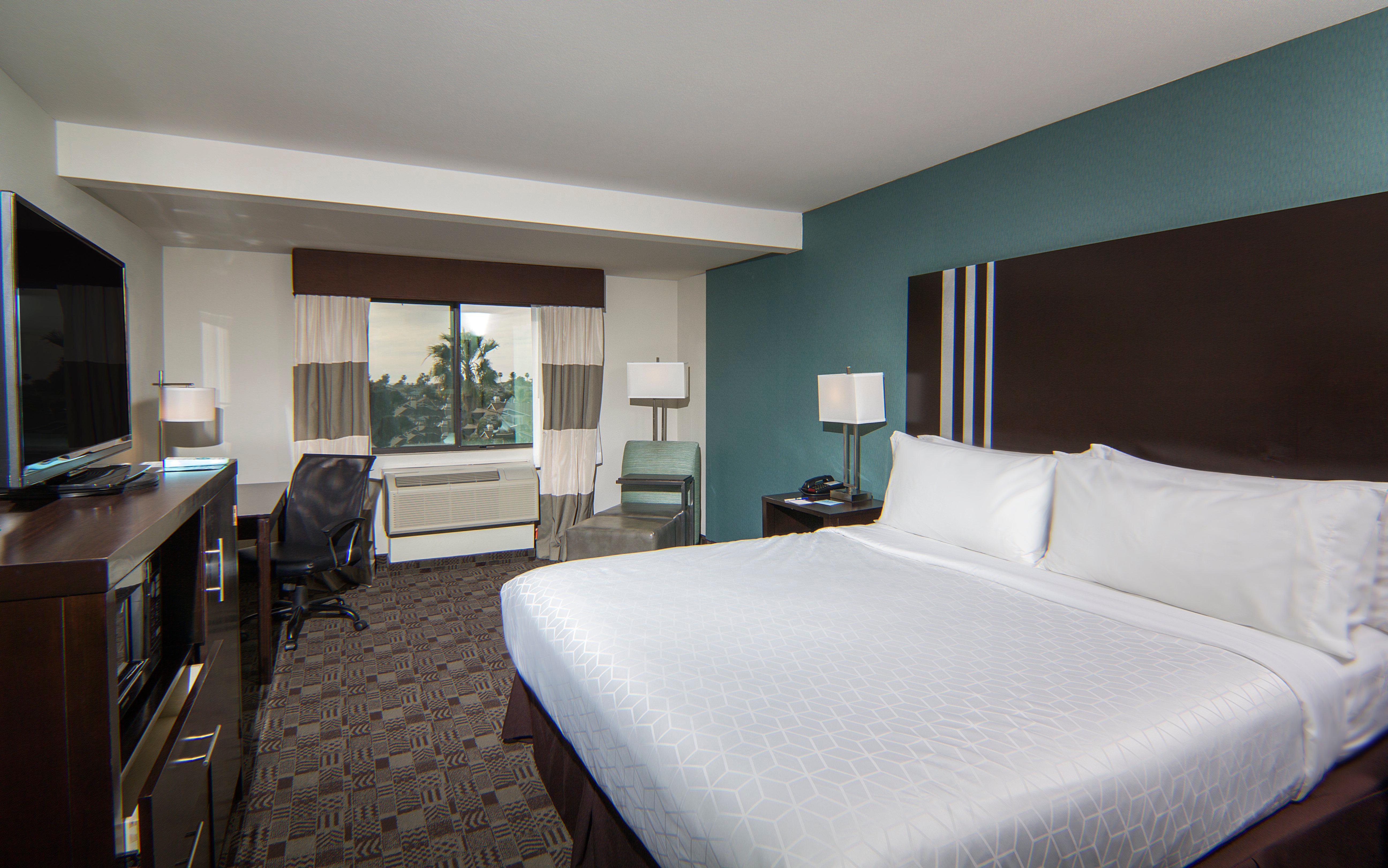Holiday Inn Express Hotel & Suites Carlsbad Beach By Ihg Экстерьер фото