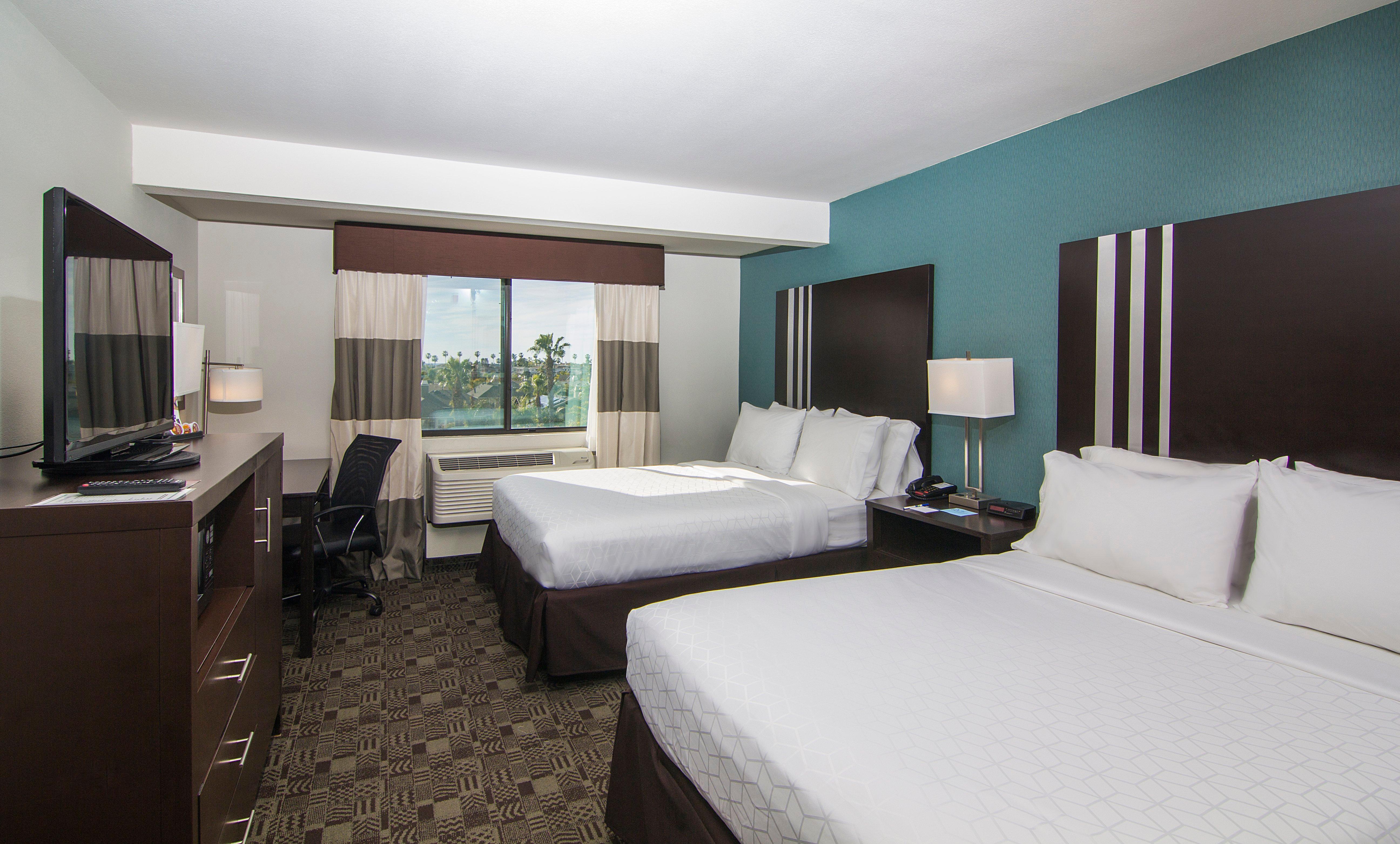 Holiday Inn Express Hotel & Suites Carlsbad Beach By Ihg Экстерьер фото
