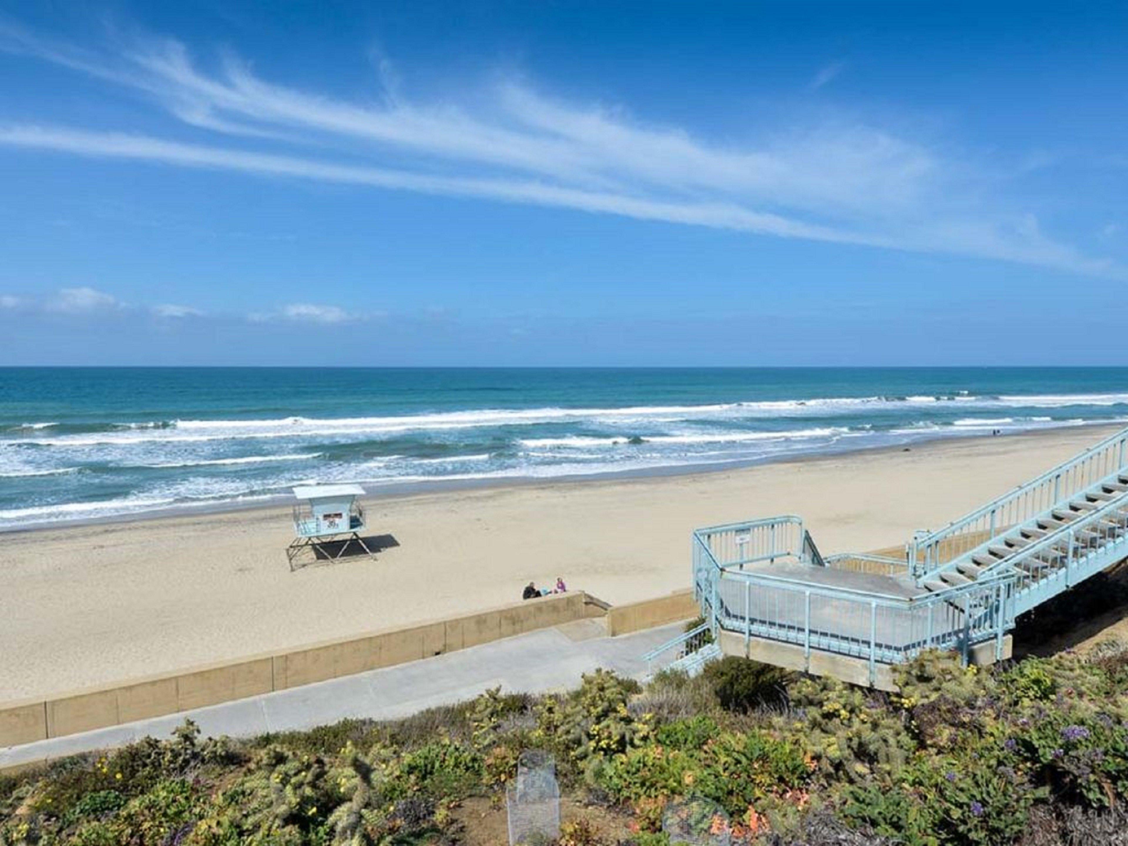 Holiday Inn Express Hotel & Suites Carlsbad Beach By Ihg Экстерьер фото