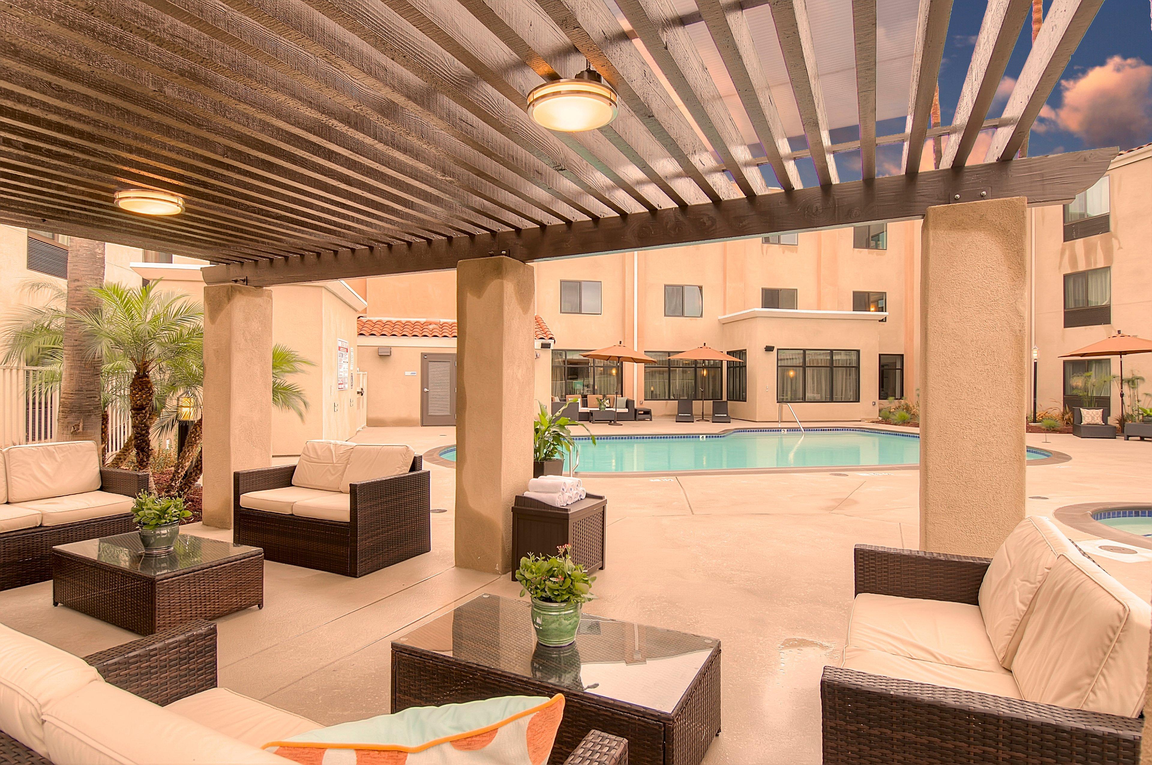 Holiday Inn Express Hotel & Suites Carlsbad Beach By Ihg Экстерьер фото