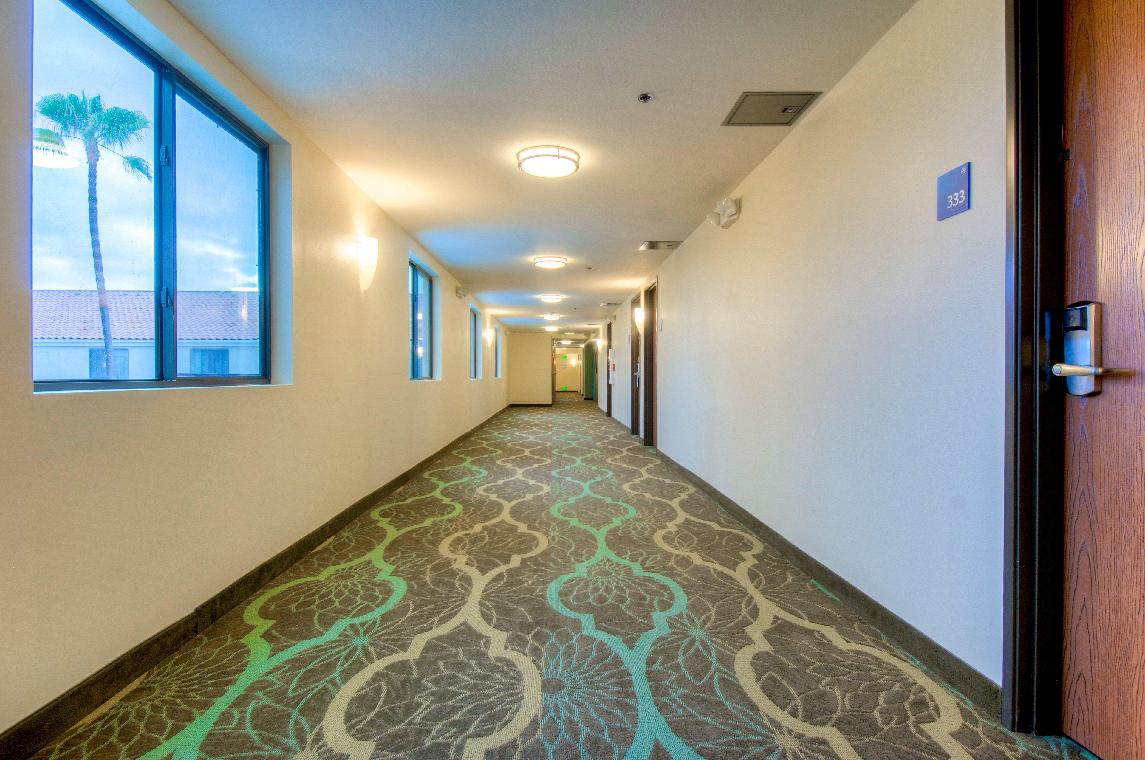 Holiday Inn Express Hotel & Suites Carlsbad Beach By Ihg Экстерьер фото